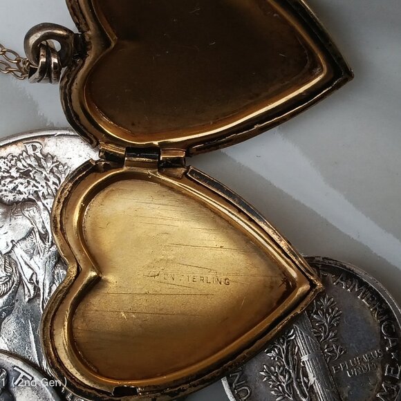 Circa 1920's Etched Sterling Heart Locket - Picture 5 of 5